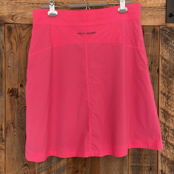 Helly Hansen Training, Women’s Skirt, Size Medium - Picture 2 of 2
